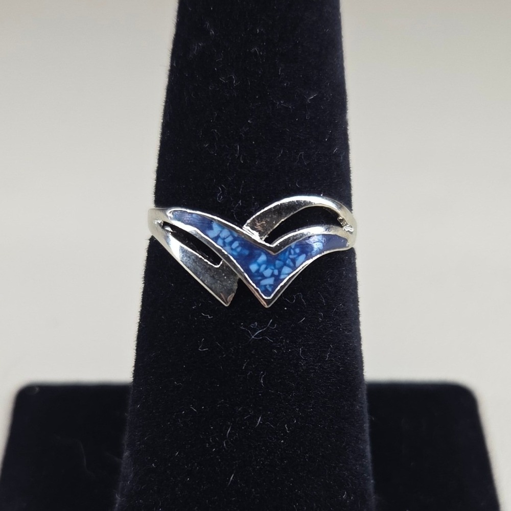 Sterling Silver Blue Crushed Turquoise Inlay Chevron V Bypass Ring Size 7.5 0367